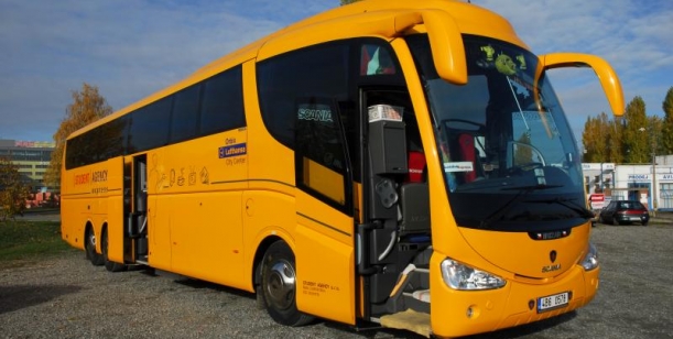 Petice za možnost využívat autobusy Student Agency mezi Třebíčí a Velkým Meziříč