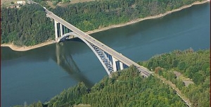Petice za rekonstrukci Žďákovského mostu
