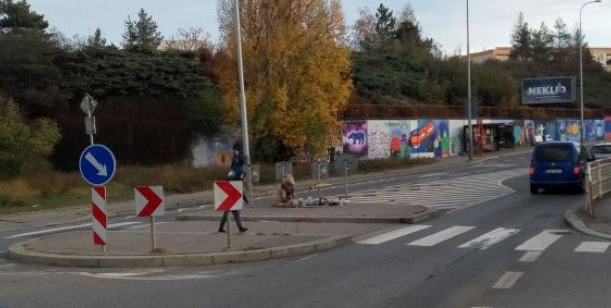 Zklidnění provozu na Radlické (Stodůlecká - Mezi Lány), zřízení SSZ křižovatky Radlická x Butovická